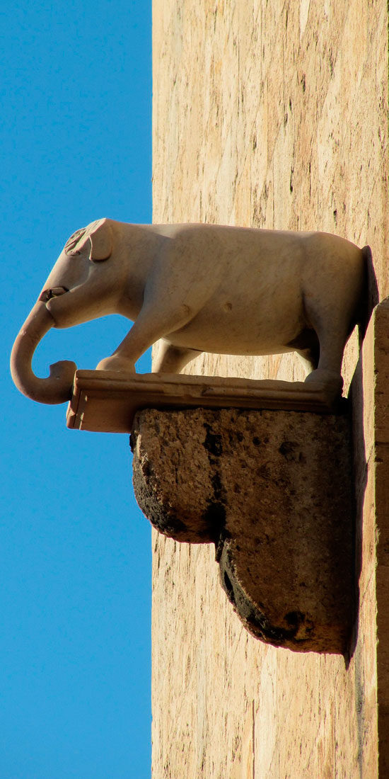 particolare-torre-elefante